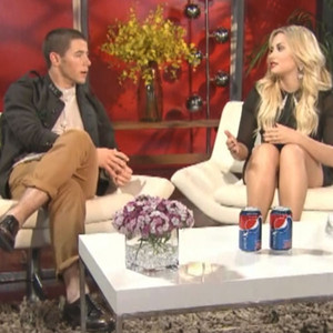 Nick Jonas, Demi Lovato Nick Jonas, Demi Lovato